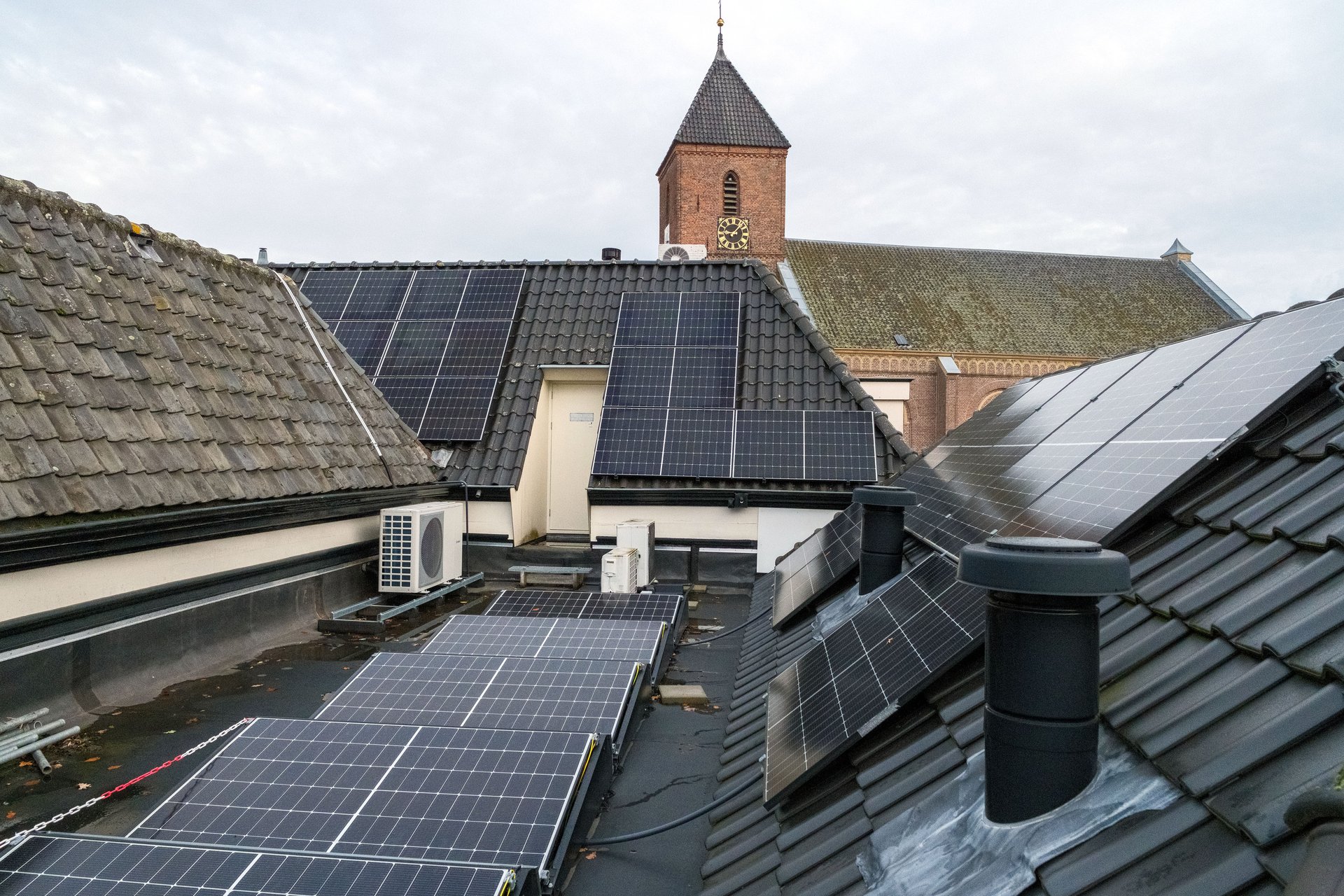 Nicolaaskerk zonnepanelen kerkgebouw