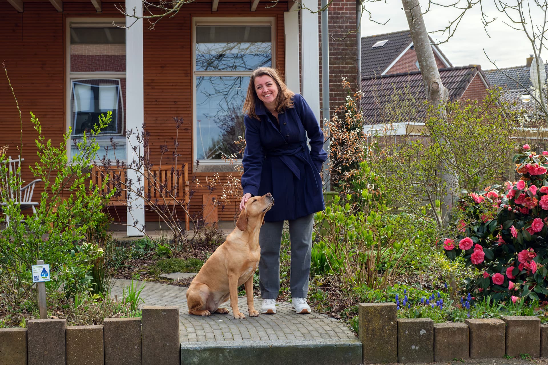 Simone Booijink met haar hond
